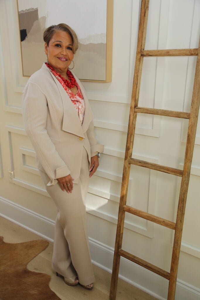 vicki wright hamilton